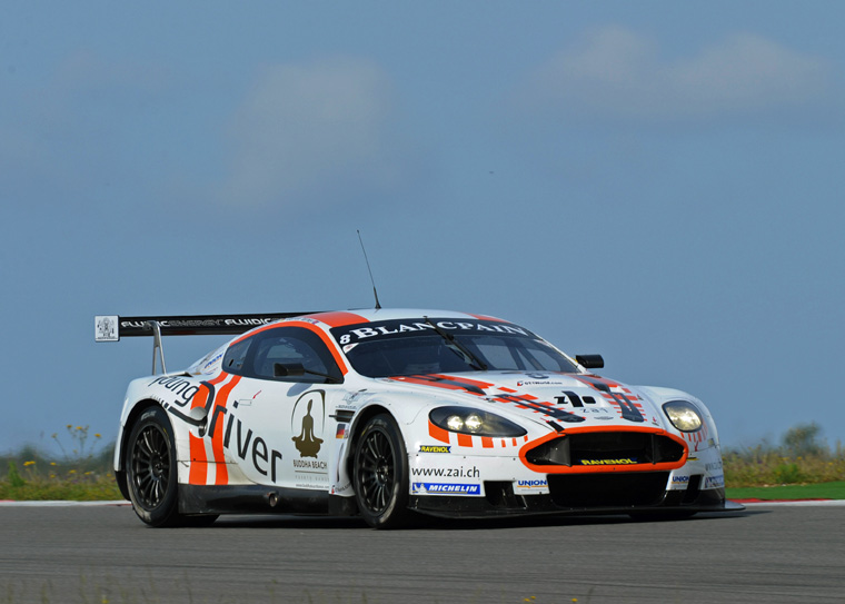 Young Driver AMR Aston Martin DBR9 Picture